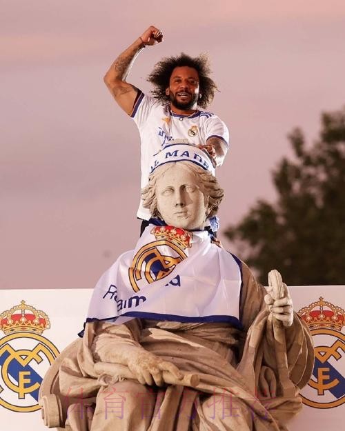 世体：马塞洛今夏到期 皇马可能尝试引进蒂尔尼