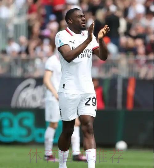 罗体：纳乔同意前往意甲 AC米兰对他感兴趣